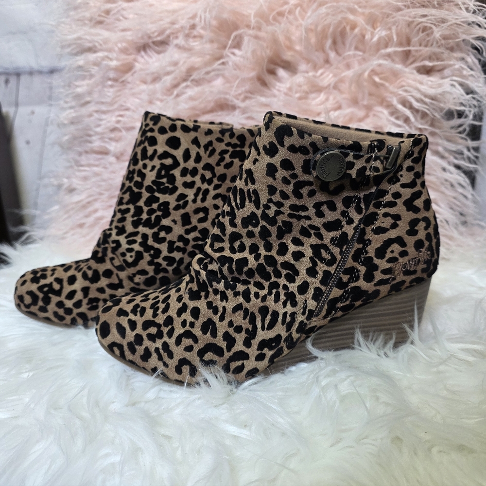 Blowfish Leopard Print Women's Ankle Booties - Stylish Tan and Black